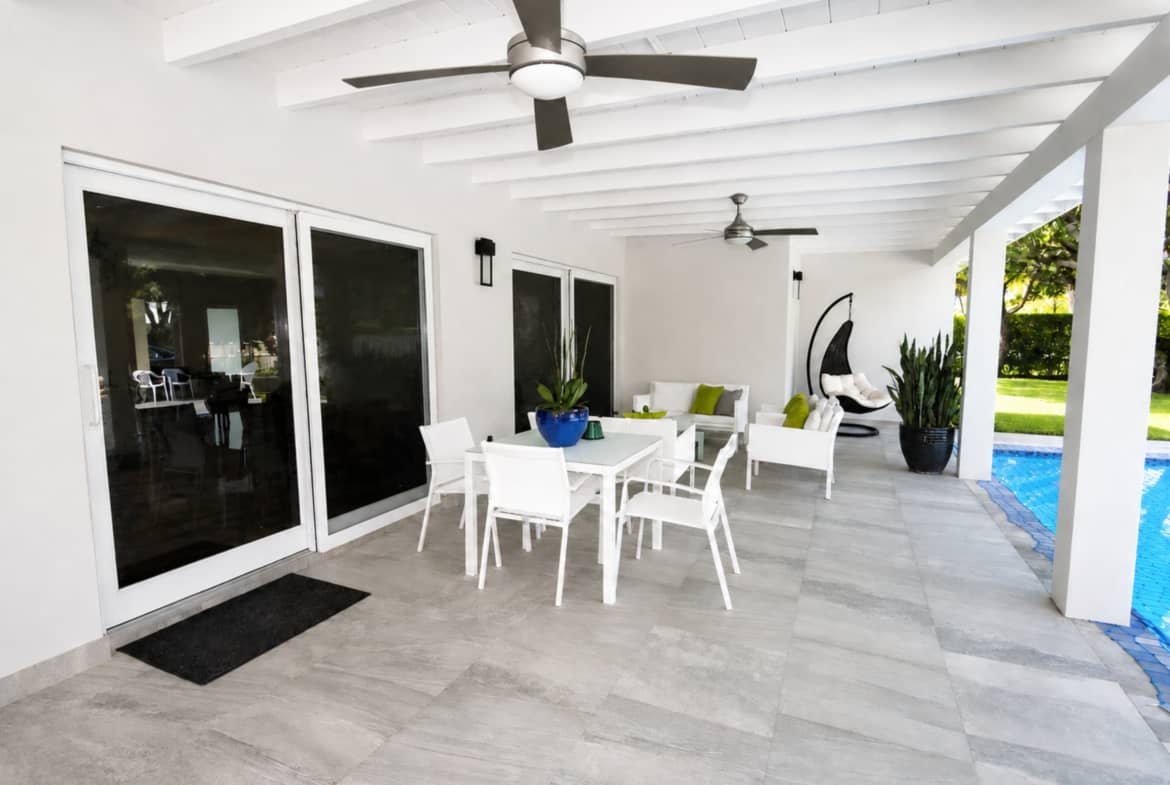 9710 SW 72 Ct, Pinecrest FL 33156