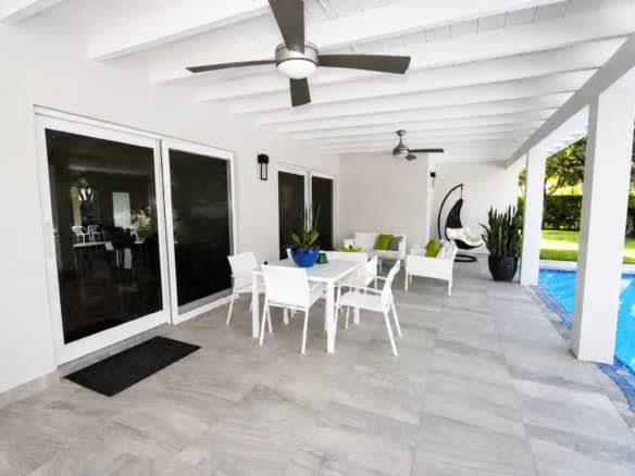 9710 SW 72 Ct, Pinecrest FL 33156