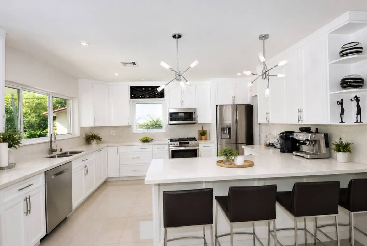 9710 SW 72 Ct, Pinecrest FL 33156